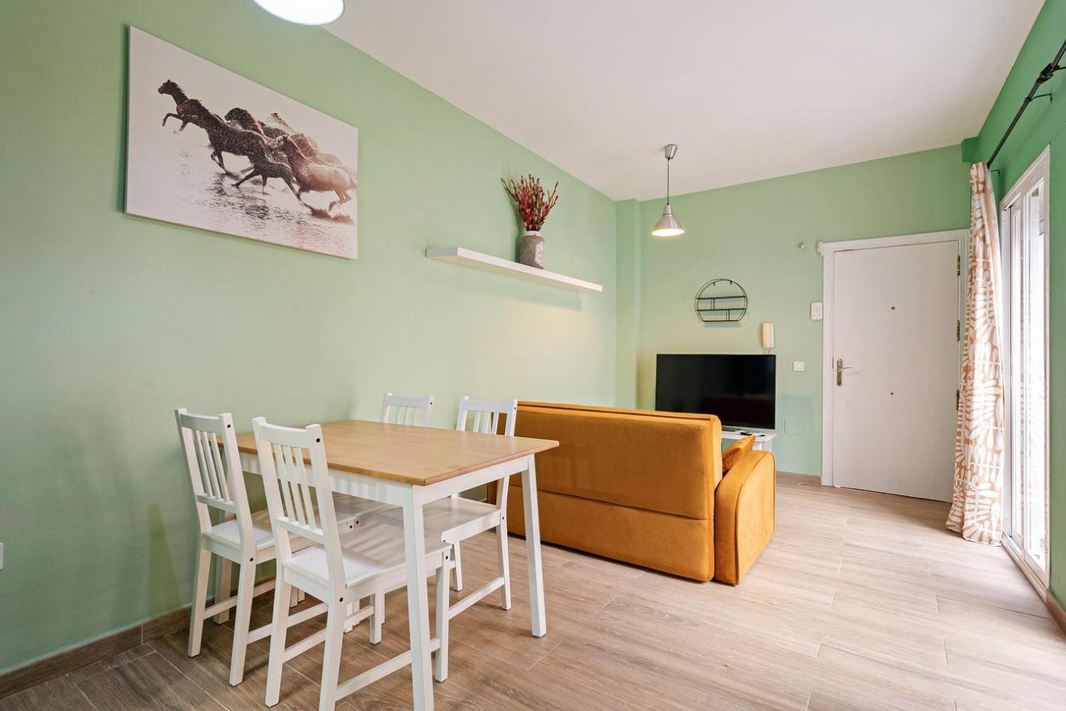 1 Bedroom Flat In Center * Málaga